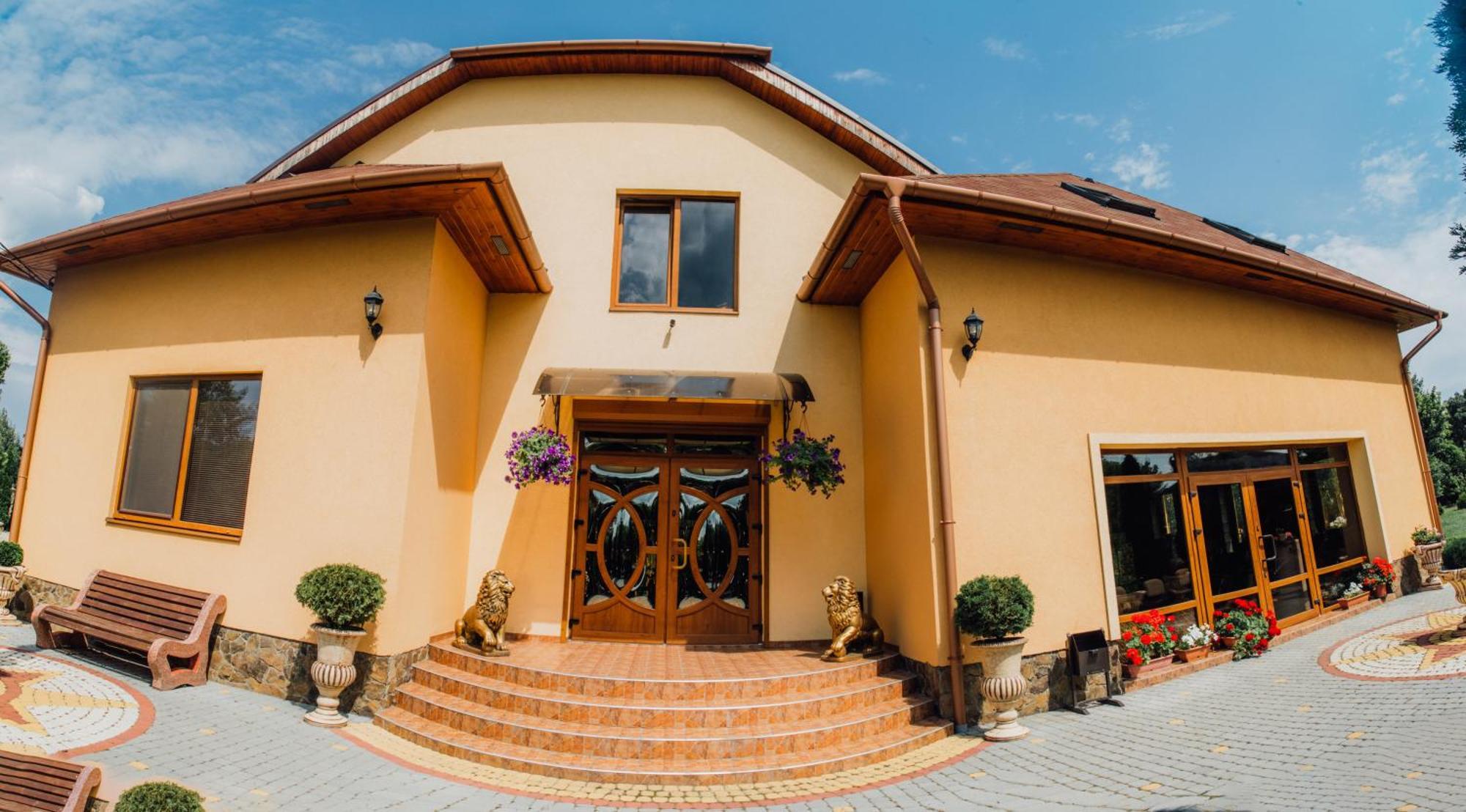 Villa Fenix Beregszász Kültér fotó